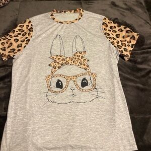 SHEIN Gray Tee with Leopard Print Sleeves